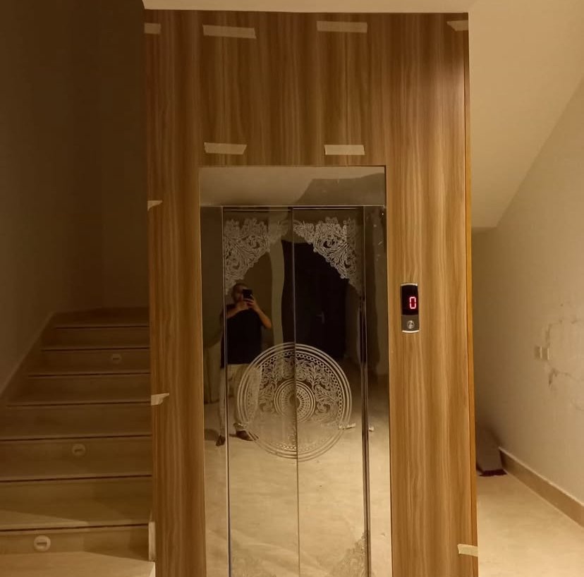 elevator 3